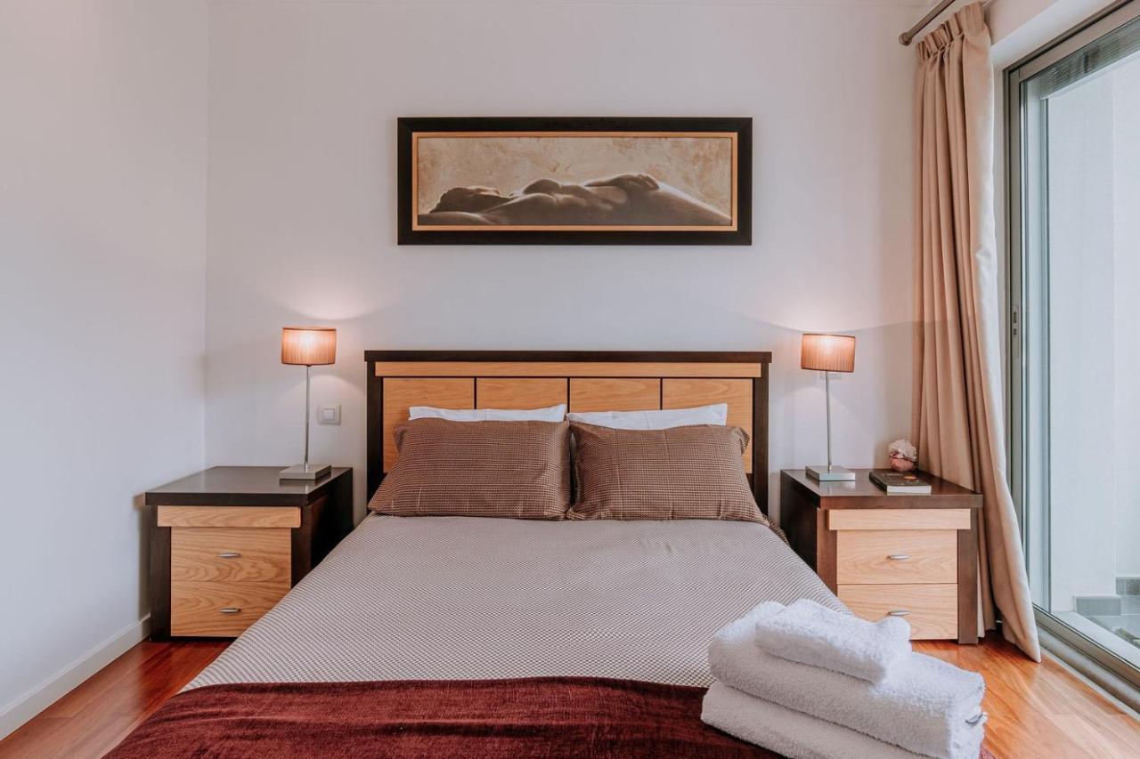 Cozy T2 With Ocean View Apartment ฟุงชาล ภายนอก รูปภาพ